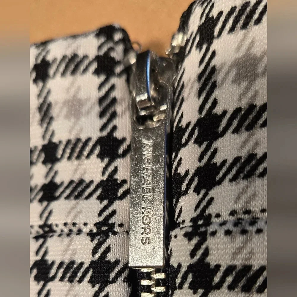 Michael Kors black & white plaid skirt